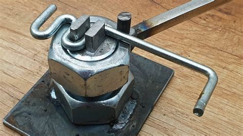 simple diy metal bender